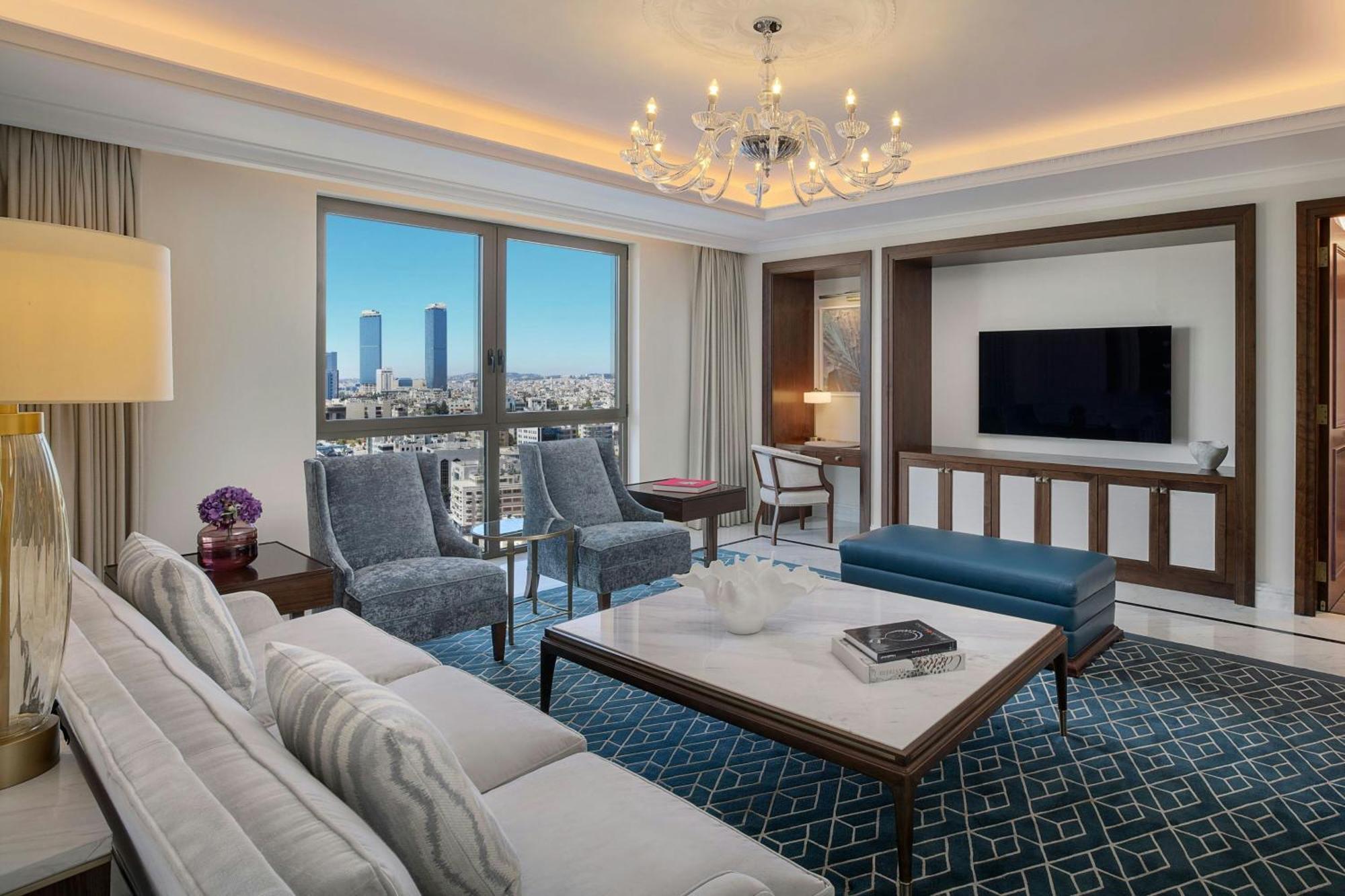 Hotel The Ritz-Carlton, Ammán Exteriér fotografie A suite at the hotel